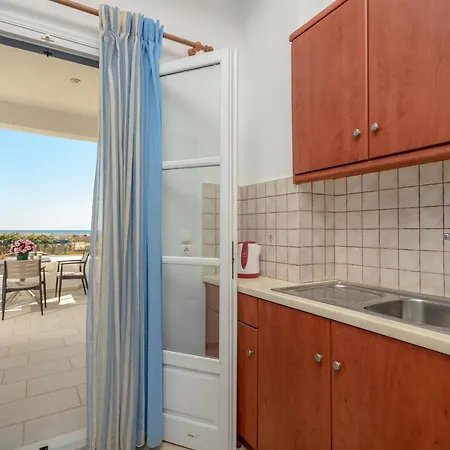 Apartment Crystal Naxos 2 At *