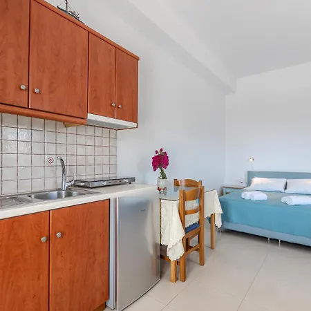 Apartment Crystal Naxos 2 At *